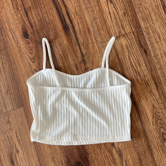 white crop top - Picture 2 of 2